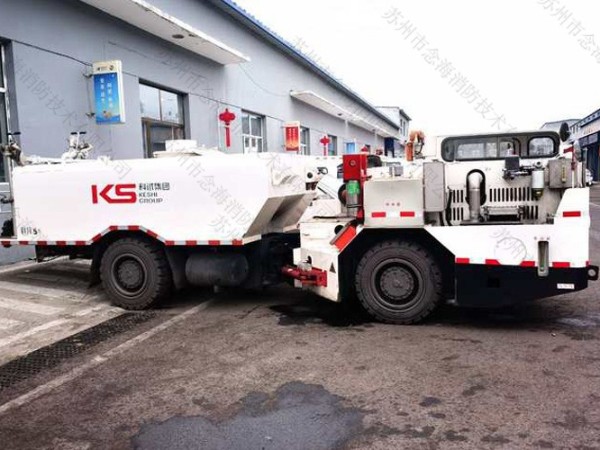 防爆無軌膠輪車車輛消防