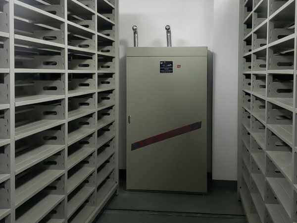 雙<i style='color:red'>柜式七氟丙烷</i>滅火系統(tǒng)功能特點(diǎn)