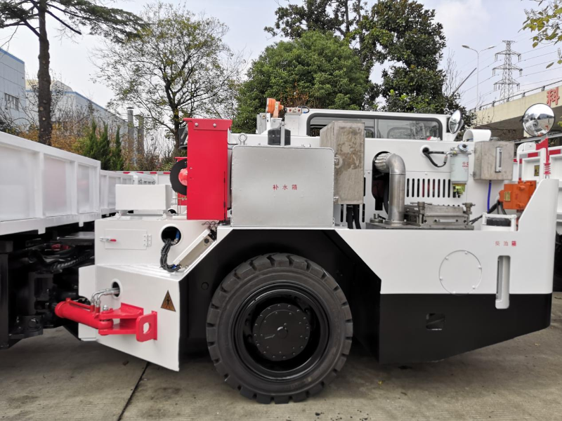 1礦山車(chē)輛自動(dòng)滅火系統(tǒng)