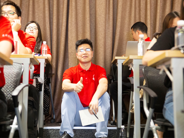 牛商爭(zhēng)霸賽戰(zhàn)狼隊(duì)學(xué)習(xí)-苗總