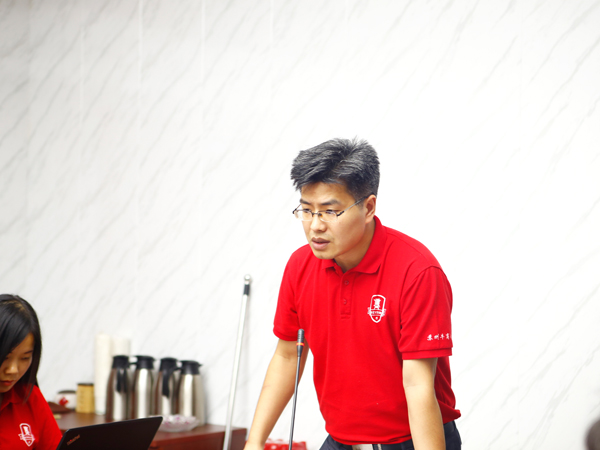 牛商爭(zhēng)霸賽戰(zhàn)狼隊(duì)學(xué)習(xí)-苗總講話