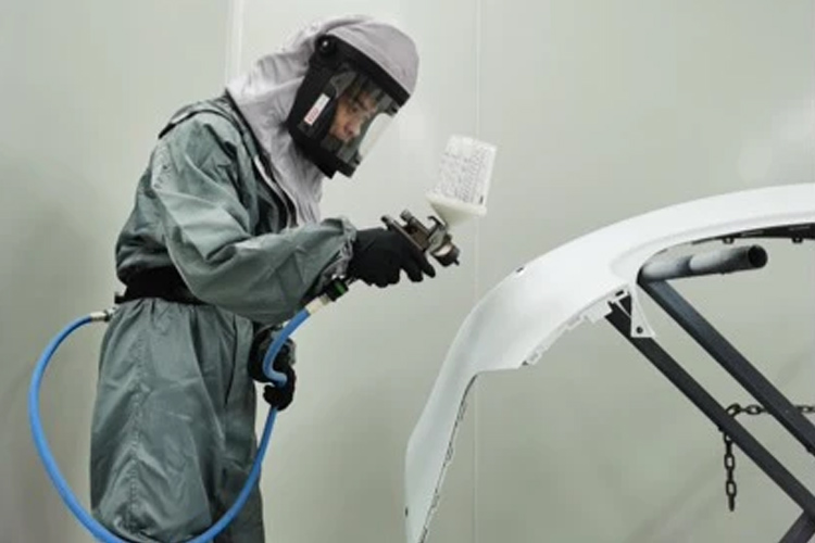 特斯拉鈑噴中心起火