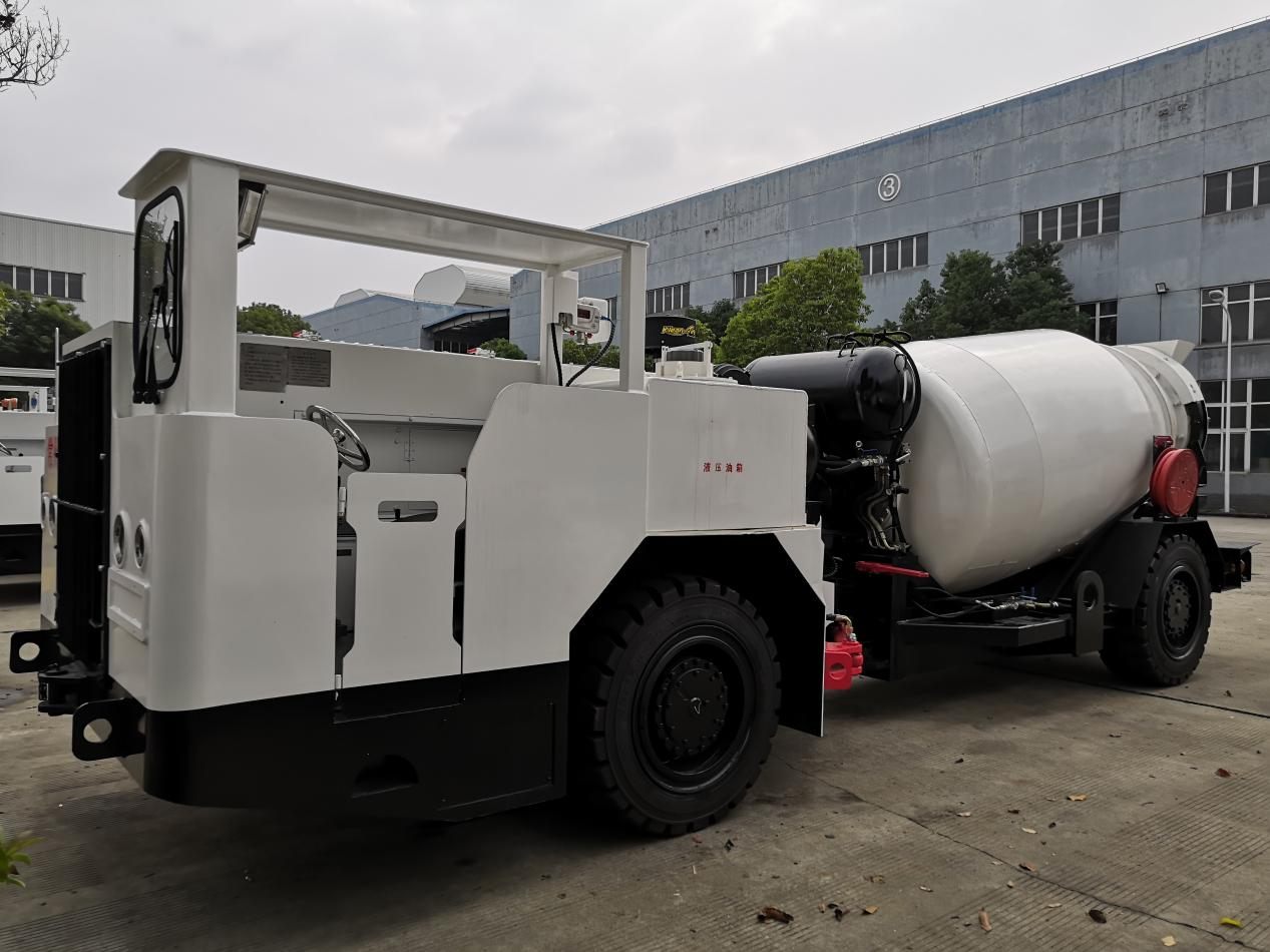 無(wú)軌膠輪車自動(dòng)滅火裝置