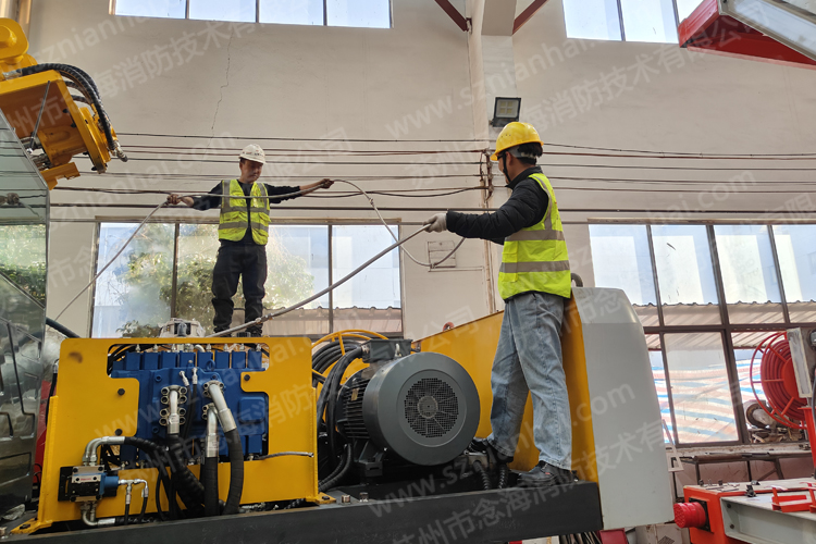 礦用車輛自動滅火裝置1