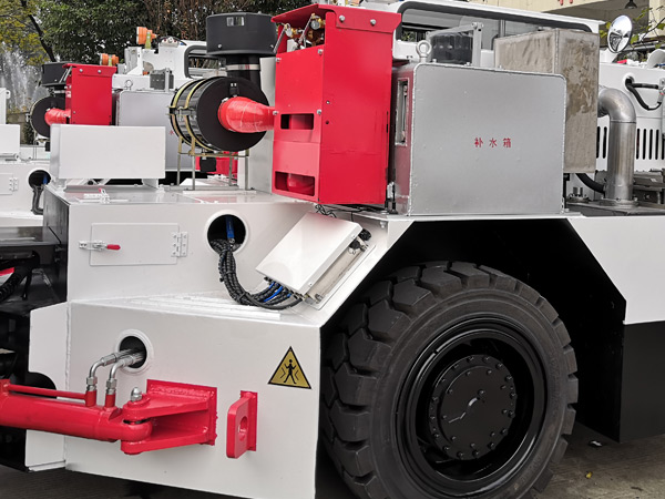 煤礦井下防爆無(wú)軌膠輪車(chē)自動(dòng)滅火裝置